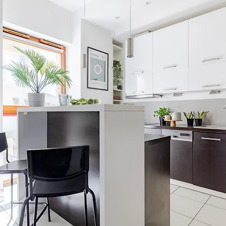 Superapart Powstańców śląskich 89b