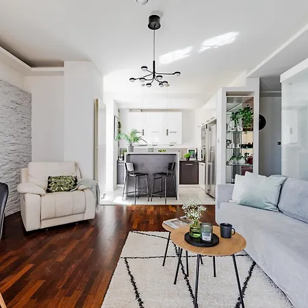 Superapart Powstańców śląskich 89b Apartamento Varsovia