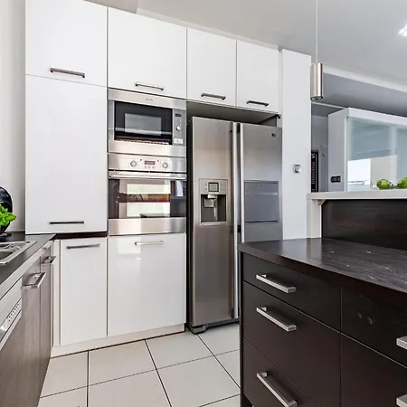 Superapart Powstańców śląskich 89b