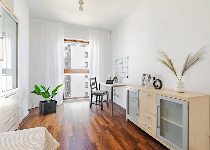 Superapart Powstancow Slaskich 89b Βαρσοβία